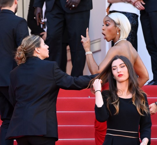 Kelly Rowland appears to argue with a security guard 'Marcello Mio' premiere