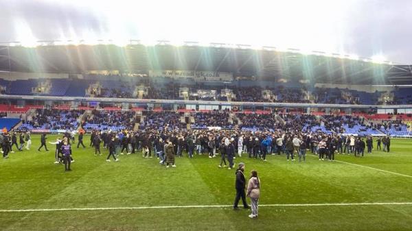Reading fans want Dai Yo<em></em>ngge to sell the club