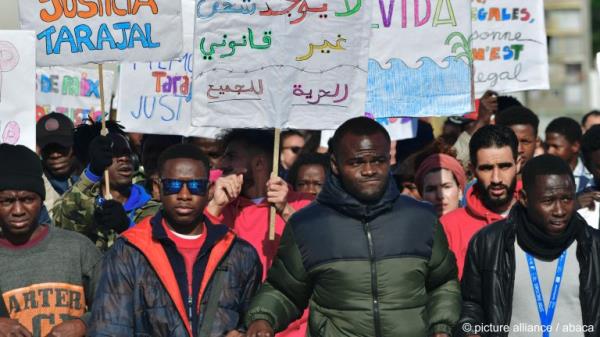 From file: A march takes place in 2023 to remember events on February 6, 2014 in Ceuta. Banners call for 'justice'. | Photo: Anto<em></em>nio Sempere / Europa Press/ABACAPRESS.COM/ picture alliance