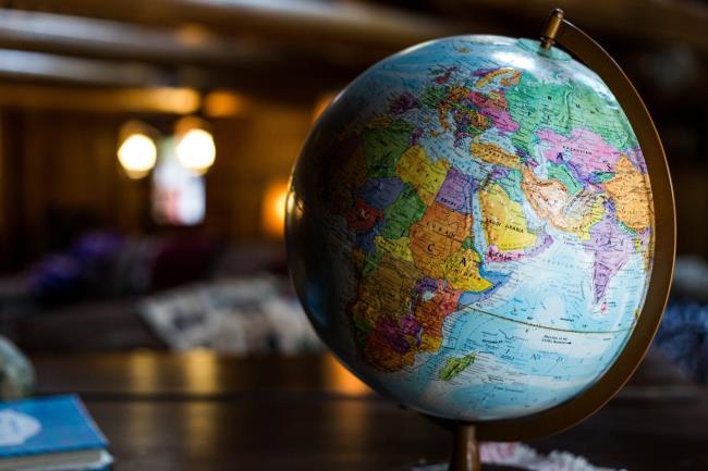 30-facts-a<em></em>bout-economic-geography