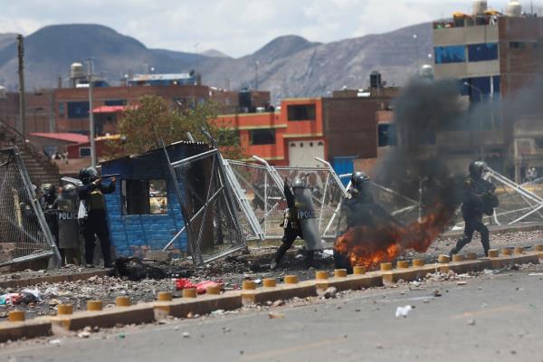 Security forces are spotted operating during the clash with demo<em></em>nstrators in Juliaca, Peru on Jan. 9, 2023. 