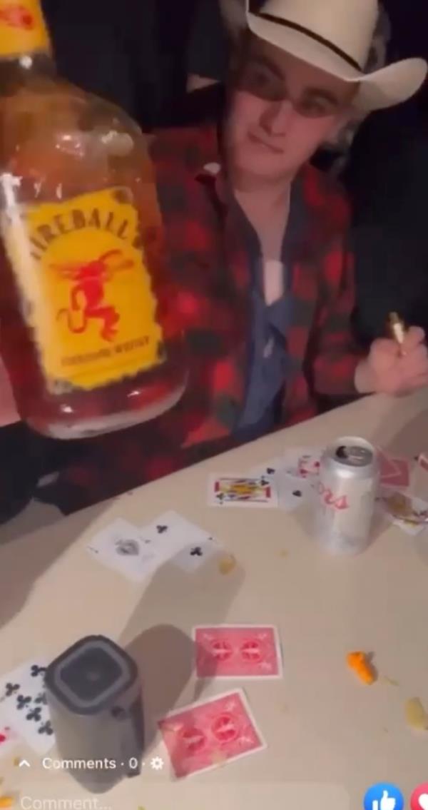 Videos shared on social media showed Anto<em></em>nino playing cards with the teens before the attack.</p>

<p>　　