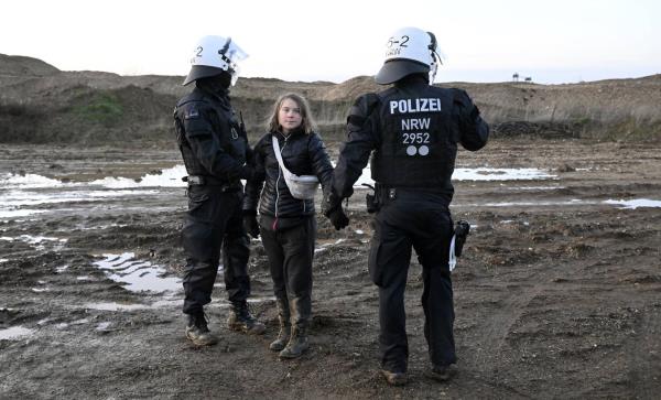 After the eviction of Luetzerath ended on Sunday, coal oppo<em></em>nents co<em></em>ntinued their protests on Tuesday at several locations in North Rhine-Westphalia.