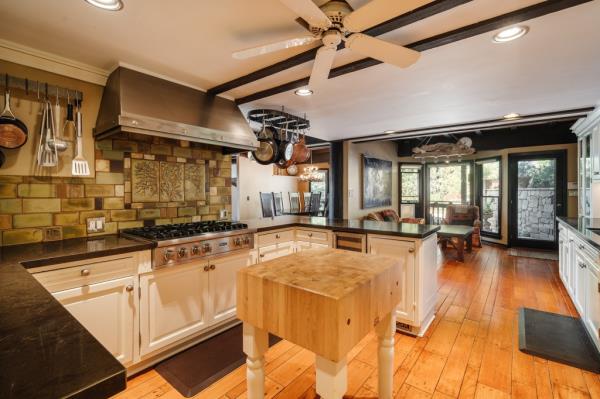 steven spielberg former home california