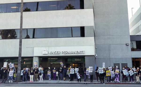 Kaiser Permanente healthcare workers go on strike in California