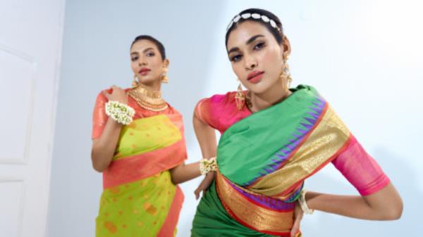 The allure of Kanjivaram never ceases to captivate onlookers. Photo: Farabi Tamal. Sharee: Lusso Bella.