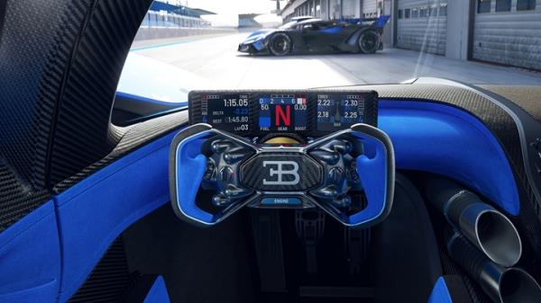 Bugatti Bolide interior: a very serious cockpit
