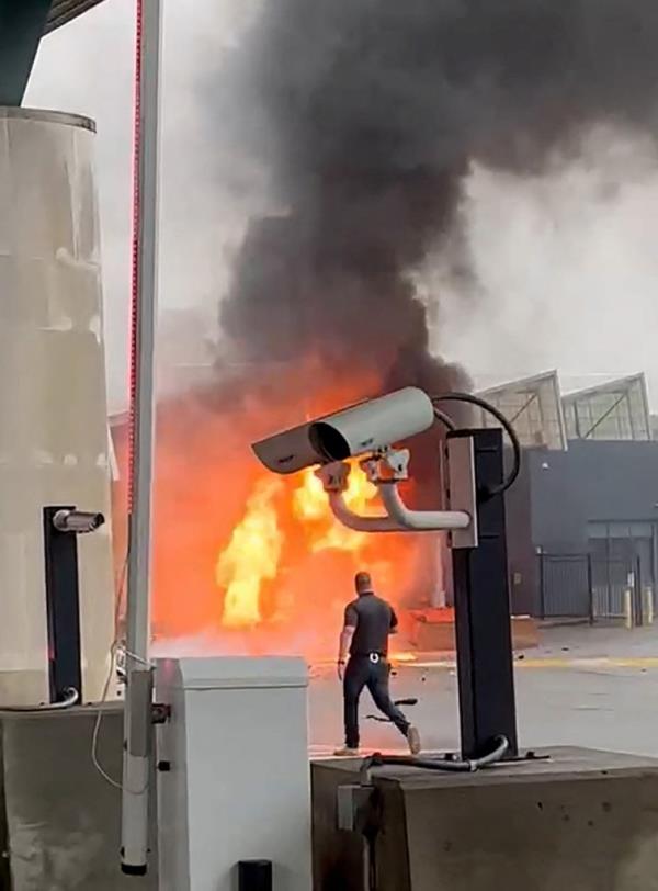 the fiery Rainbow Bridge car crash