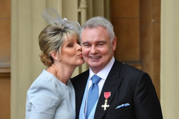 Eamonn Holmes, with his soon-to-be ex wife Ruth Langsford, after being given his OBE in 2018