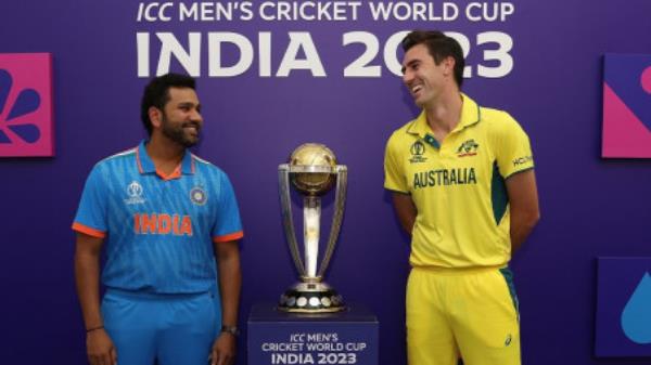 Head-less Australia bat first as India miss Gill