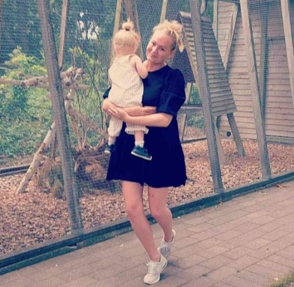 Dagbj?rt with one of her children