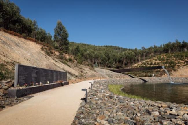 The memorial dedicated to the victims of the Pedrog?o Grande fire