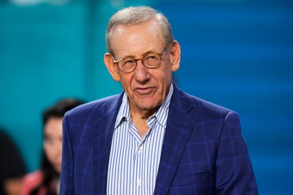 Stephen Ross, the owner of the Dolphins, is reportedly looking to unload stakes in the team as well as Hard Rock Stadium.