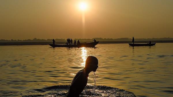 Spiritual Connection: In many cultures, total solar eclipses hold spiritual significance, symbolizing renewal, transformation, and the interco<em></em>nnectedness of all life.
