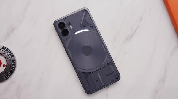 Nothing Phone 2 Hands-on Images, Specifications Leaked Ahead of July 11 Launch