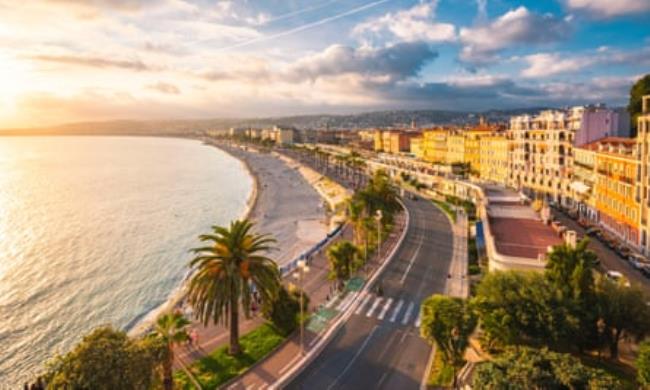 Autumn sun over the Baie des Anges in Nice