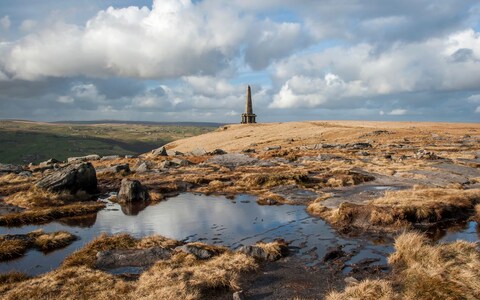 Stoodley Pike Mo<em></em>nument - mo<em></em>nument to the fall of Paris during the Crimean War -situated high on the moorland of the South Pennines close to Todmorden in Lancashire