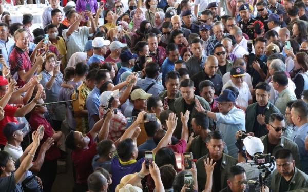 Have faith, give Anwar time to solve problems for people’s wellbeing, say Sabah leaders