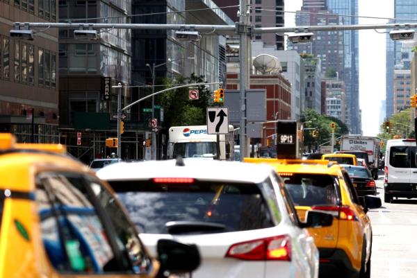 The Traffic Mobility Review Board (TMRB) is expected to recommend the $15 fee for passenger cars, pickup trucks and SUVs driving south of 60th Street between 5 a.m. and 9 p.m. during the workweek