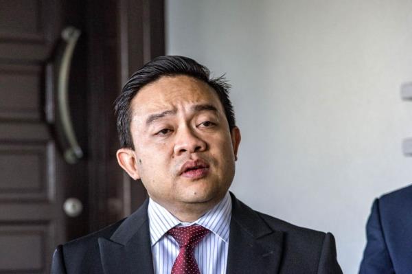 Bersatu’s Wan Saiful says it’s common for DAP to apologise after making sensitive remarks
