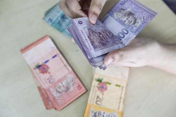 Ringgit opens lower against greenback ahead of FOMC meeting