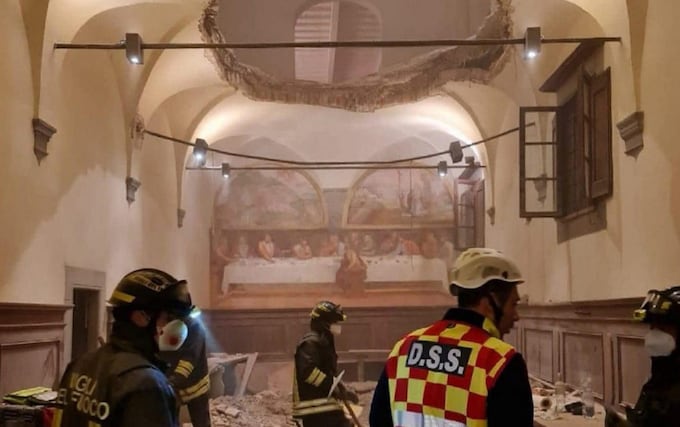 Rescue services survey the scene after the collapse at the Co<em></em>nvento di Giaccherino