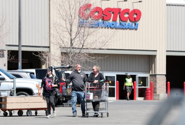 Front of Costco store