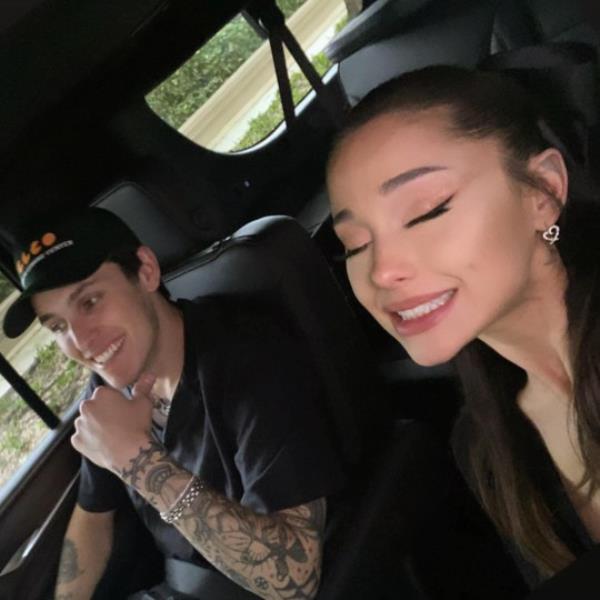 Ariana Grande Instagram