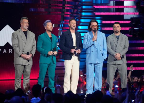 Joey Fatone: *NSYNC trades 'sex, drugs, and rock and roll' for co<em></em>nversations a<em></em>bout air fryers