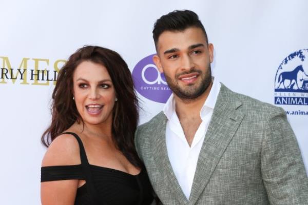 FILE - AUGUST 16: Britney Spears and husband Sam Asghari have reportedly separated after 14 mo<em></em>nths of marriage. LOS ANGELES, CALIFORNIA - SEPTEMBER 20: Britney Spears (L) and Sam Asghari (R) attend the 2019 Daytime Beauty Awards at The Taglyan Complex on September 20, 2019 in Los Angeles, California. (Photo by Paul Archuleta/FilmMagic )