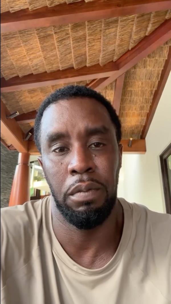 Sean Combs taking a selfie, apologizing for past behavior on Instagram