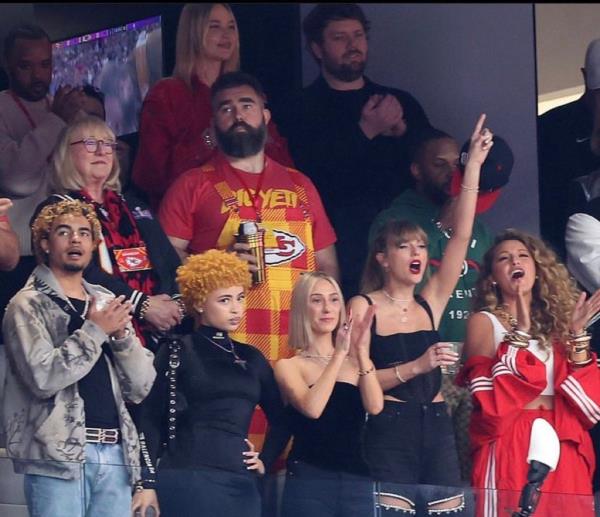 Ice Spice with Taylor Swift and Blake Lively. 