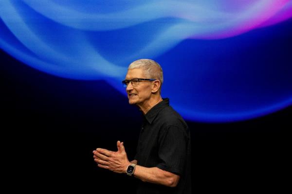 Apple CEO Tim Cook has recognized that the Vision Pro headset will likely never sell as iPho<em></em>nes do.