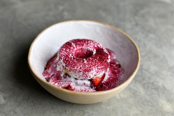 A bowl of food accompanied by a do<em></em>nut with sprinkles, photographed by Gustavo Centeno Lobaina for the ALEXA web calendar dated August 16.