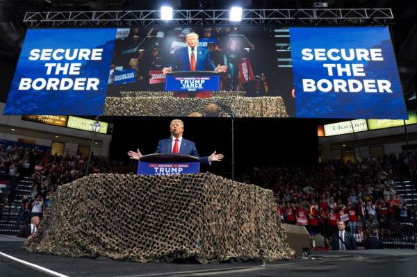 Trump speaks in Prescott Valley, Arizona as two large 