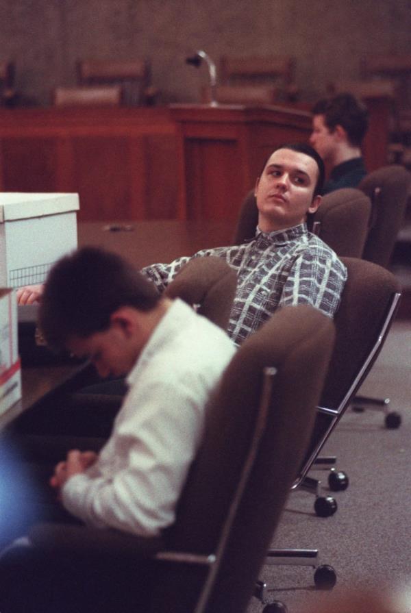 Damien Echols looks over the crowd in the courthouse during the 1994 trial that would see him put on death row.