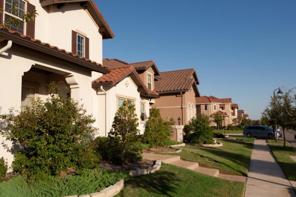 A recent analysis from housing platform Zillow using data from the U.S. Census Bureau's 2022 American Community Survey found that Texas gained the most Gen Z movers year-over-year.</p>

<p>　　