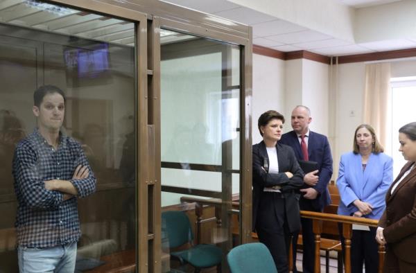 Evan Gershkovich in court.
