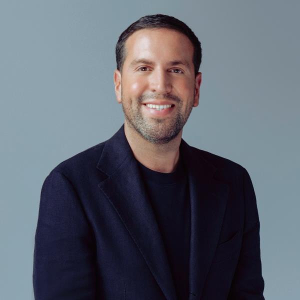 fashion nova ceo beverly hills headquarters purchase