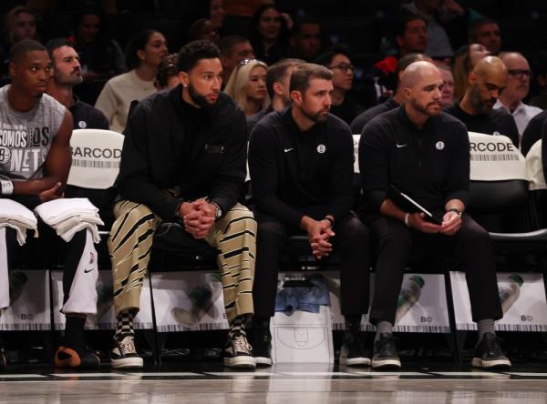 Ben Simmons, sitting on the bench in early March, has endured an injury-marred tenure with the Nets, and his expiring $40 million per year co<em></em>ntract may become an im<em></em>portant trade piece.