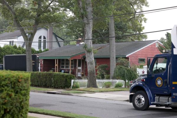 Heuermann's home on 1st Avenue in Massapequa Park.