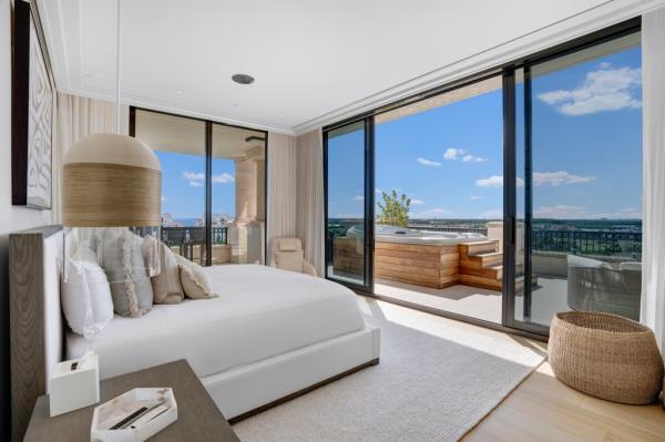 caroline wozniacki david lee penthouse sale