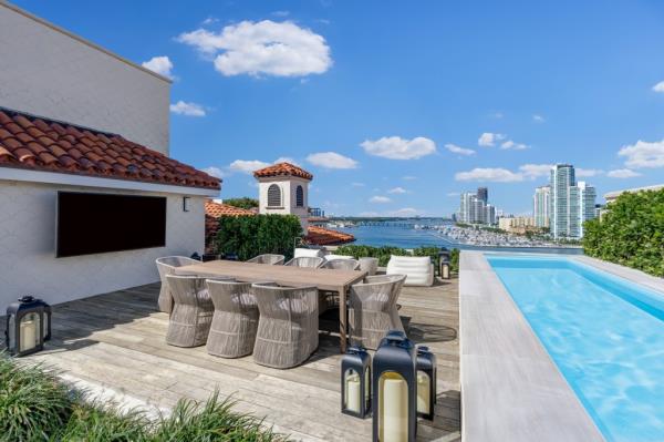 caroline wozniacki david lee penthouse sale