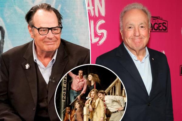 Gilda Radner, Jane Curtin and Dan Aykroyd on 