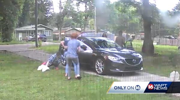 People exit car amid carjacking 