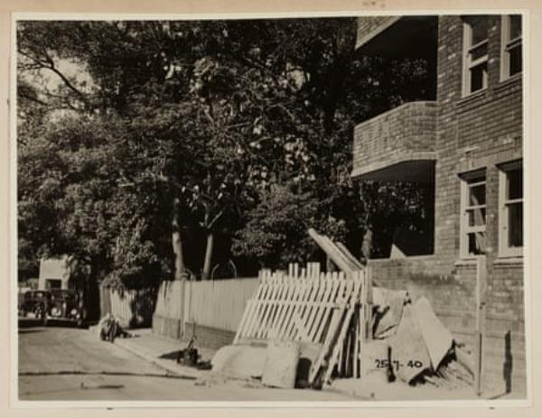 Apartments in Elizabeth Bay, 1940.