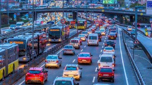 Pandemic exacerbates Istanbul traffic woes