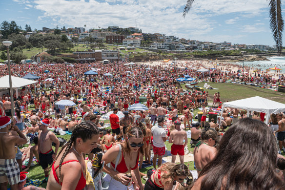 Revellers at Bro<em></em>nte before the afternoon storms.